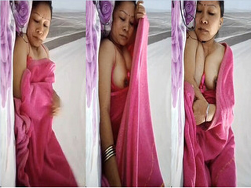 Horny Nepali Bhabhi Play With Her Boobs Part 2