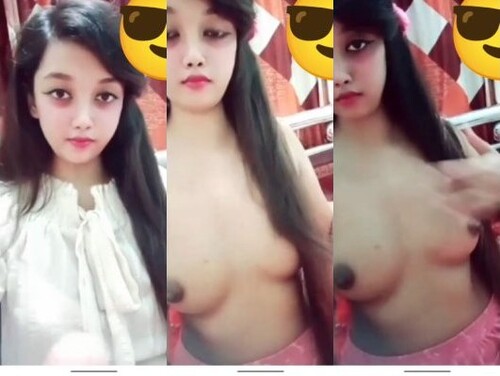 Cute Indian Mal Shows Her Big Boobs
