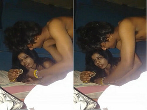 Lankan College Boy Try To Record Having Sex With His Full Naked Aunty