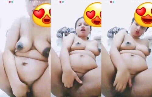 Sexy Indian mal Shows and Fingering