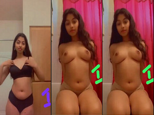 Cute Indian girl Shows Nude Body