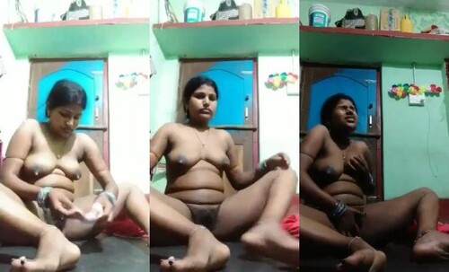 Horny Indian Bhabhi Striping and Shows Nude Body