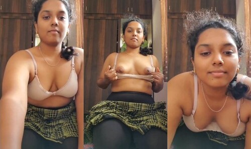 Beautiful Sexy Indian GF Showing Boobs