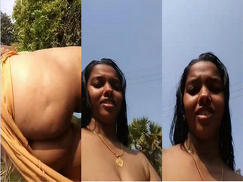 Sexy Indian Girl Shows her Ass and Pussy