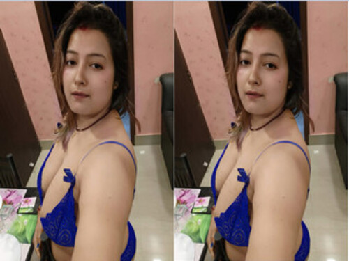 Super Horny Bhabhi Strip And Shows For Lover Part 4