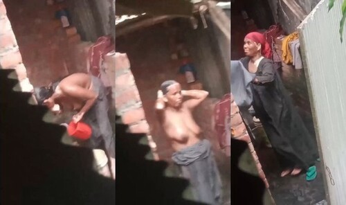 Indian Mature Aunty Bathing Capture