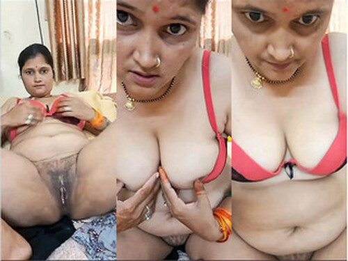 Sexy Indian Wife Shows her Nude Body