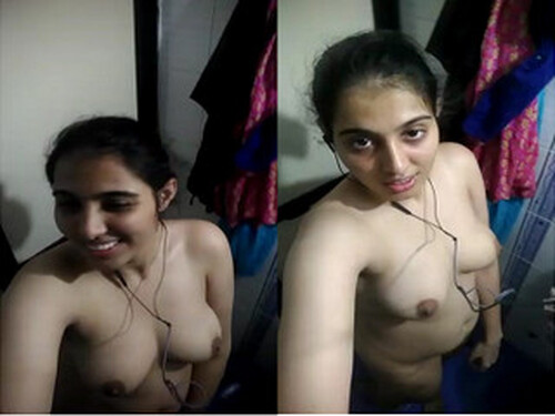 Horny Indian Girl Fingering