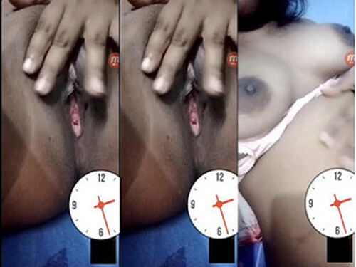 Indian Girl Shows her Boobs and Pussy For Lover Part 1