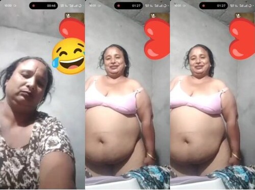 Indian BBW Bhabhi Shows Pussy