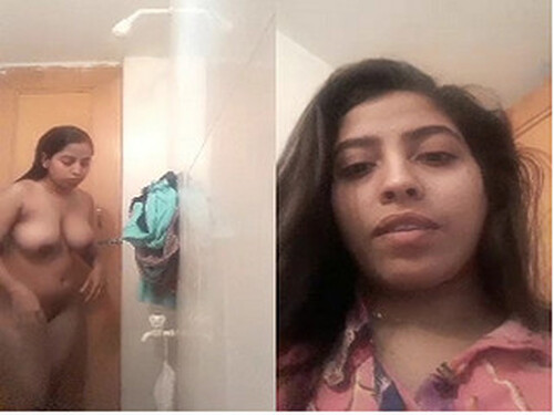 Big Boobs Indian Girl Bathing