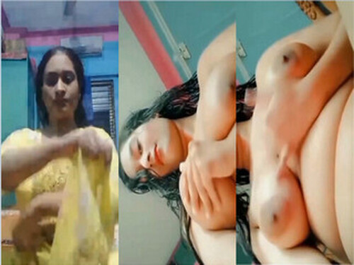 Sexy Indian Girl Shows Big Boobs