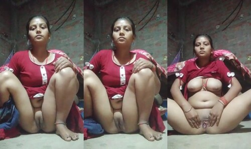 Sexy Indian Vlg Girl Shows Boobs and pussy Part 4