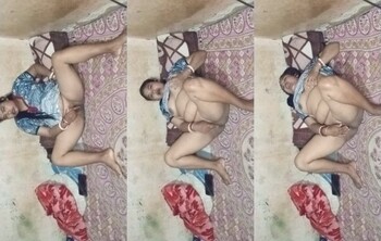 Horny Indian Boudi Fingering