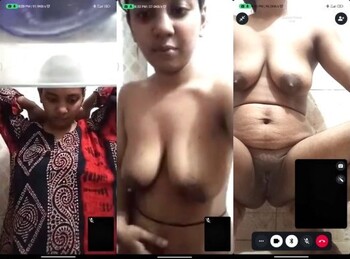 Horny Indian Girl Shows Her Nude Body