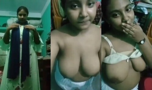 Indian Girl Striping and Shows Nude Body