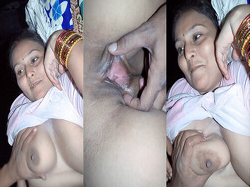 Famous Puja Bhabhi Boobs Pressing and Fingering (Updates)