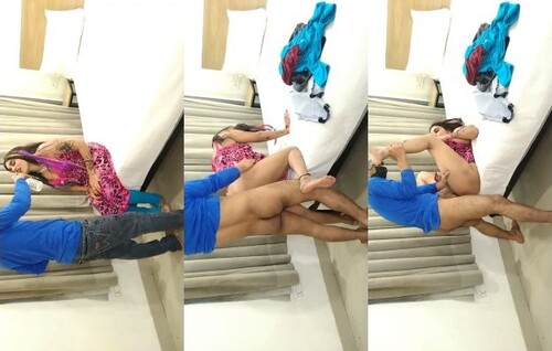 Sexy Indian Wife Blowjob and Fucking In Hotel