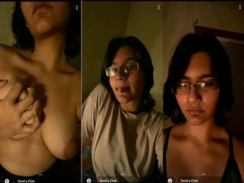 Horny Indian Girl Show Her Boobs