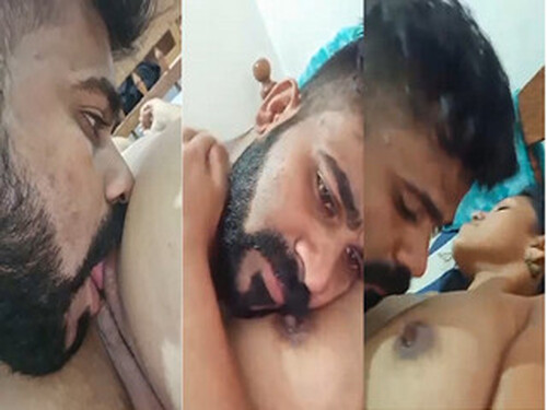 Sexy Mallu Wife Boobs and Pussy Licking