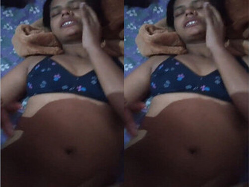 Sexy Indian Wife Fucking and Boobs pressing