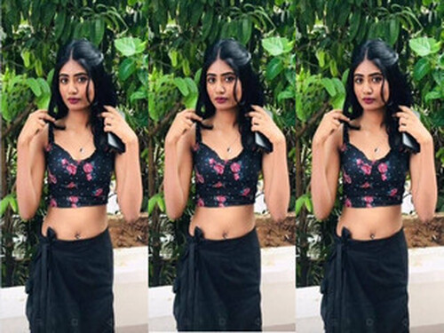 Sexy Indian Mall Sucking Dick