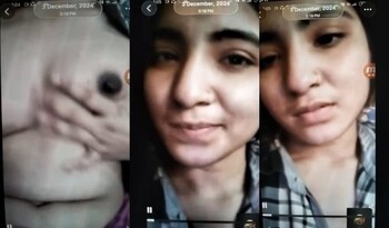 Cute Indian Mal Shows Boobs