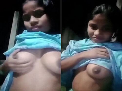 Cute Indian Vlg Mall Showing Boobs