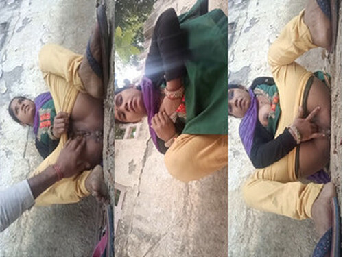 Horny Indian Vlg Wife Fingering (Updates)