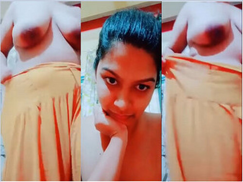 Cute Indian girl Shows Her Boobs