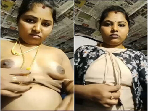 Horny Mallu Bhabhi Shows Her Boobs and Fingering Part 2