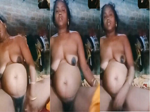 Bihari Wife Shows Nude Body