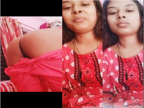 Sexy Indian Bhabhi Shows Ass