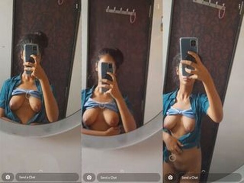 Cute Indian Girl Record Boobs Selfie
