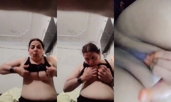 Horny Indian Bhabhi Shows Boobs and Fingering