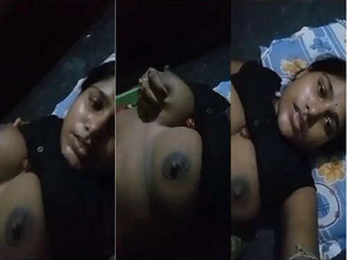 Sexy Indian Wife Shows Her Boobs and Pussy
