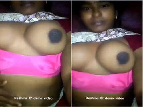 Tamil Girl Showing Boobs