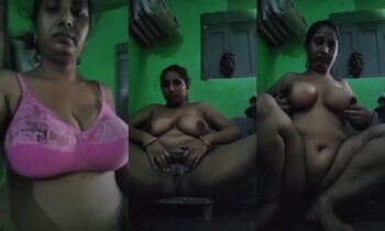 Horny Indian Bhabhi Shows and Fingering