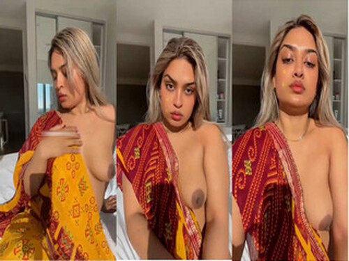 Horny Indian girl Shows Her Boobs