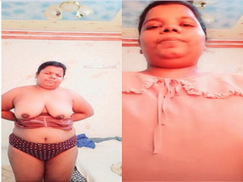 Horny Indian Girl Bathing Part 2