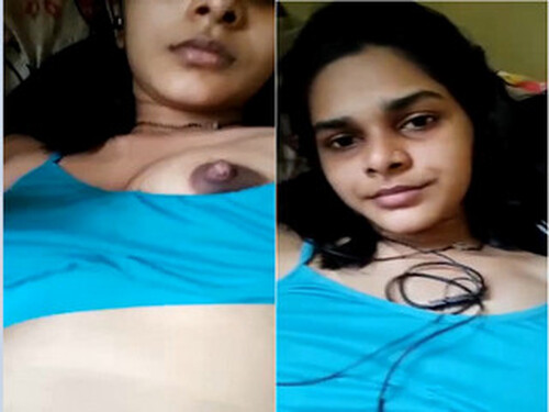 Sexy Indian Wife Shows Boobs