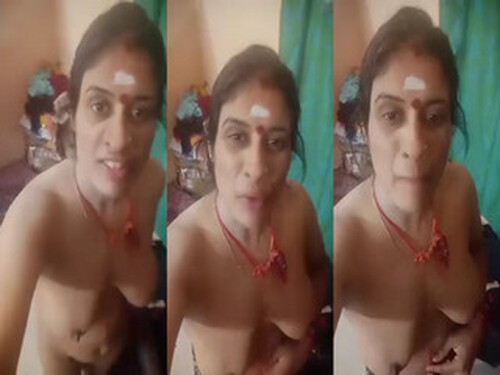 Angry Mallu Bhabhi Shows Boobs