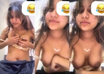 Sexy Indian Mal Sucking her Boobs