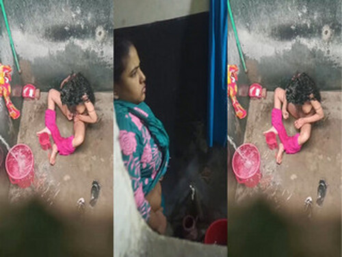 Indian Girl bathing Video Capture In Hidden Cam
