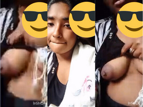 Indian Vlg Girl Shows Boobs on VC