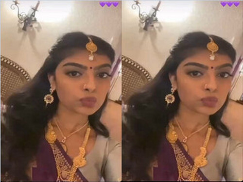 Horny Indian Wife Sucking and Fingering