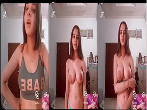 Sexy Indian Girl Shows and Fucking