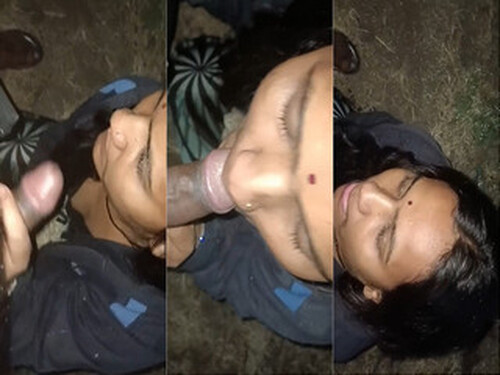 Sexy Kavita Bhabhi Blowjob