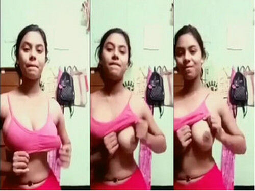 Cute Indian girl Shows Her Boobs