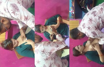 Sexy Shona Bhabhi Boobs Sucking By Hubby